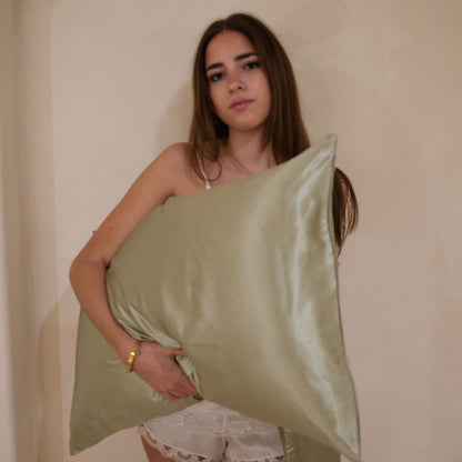Organic Mulberry Silk Pillowcase - Matcha